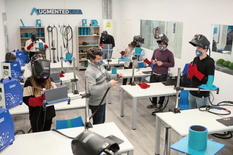 AugmentedLab_Educators-scaled