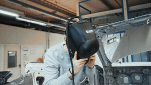 Automotive training with simulation