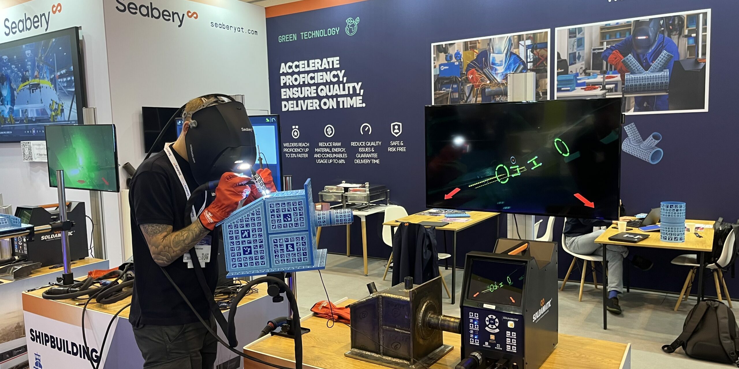 IMG_4121 Seabery Stand's in Essen show