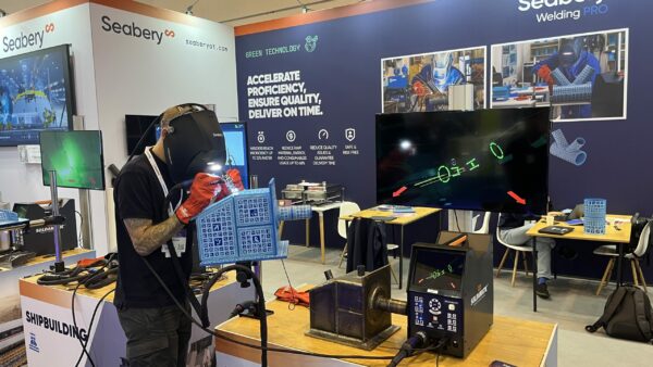 IMG_4121 Seabery Stand's in Essen show